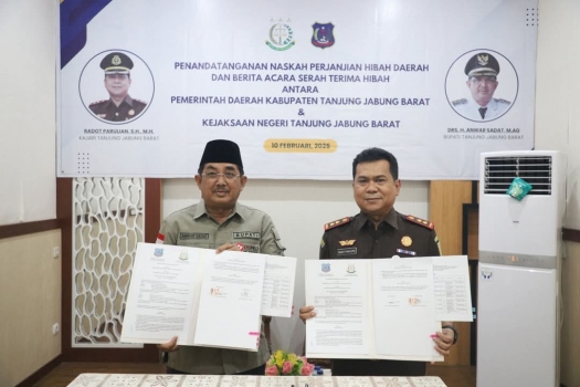 250211161005-bupat.jpg