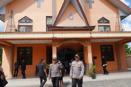 250419203044-kapol.jpg