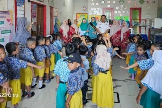 250717065230-lurah.jpg