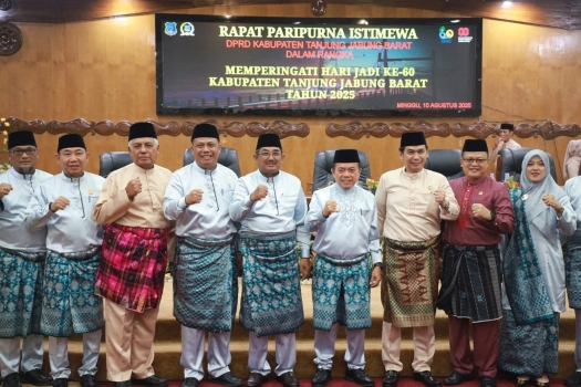 250810221736-bupat.jpg