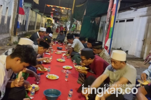 250817155929-warga.jpg