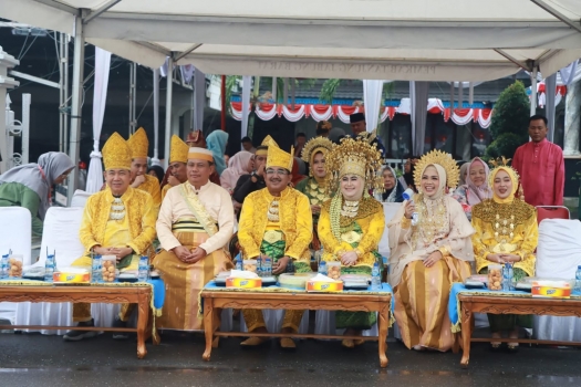 250820122303-bupat.jpg
