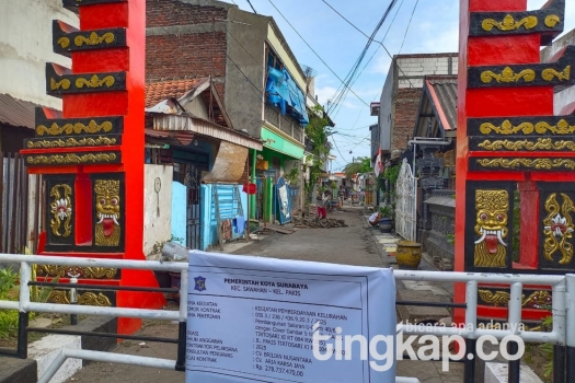 250912182214-warga.jpg