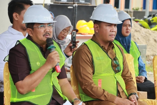 251020202359-bupat.jpg