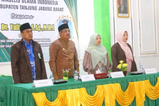 251114040745-bupat.jpg