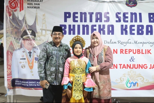 260804040402-semar.jpg